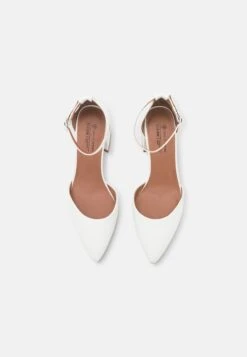 Call It Spring Vegan Daliaa - Klassieke Pumps - White 13 Call It Spring Vegan Daliaa - Klassieke Pumps - White -Anna Field Winkel 01a34362d1894e62a546d105e91a2779