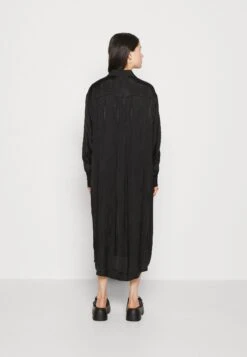 Monki Blousejurk - Black Jaquard 10 Monki Blousejurk - Black Jaquard -Anna Field Winkel 0a1a6be41f4647ef929b465ef15d608c