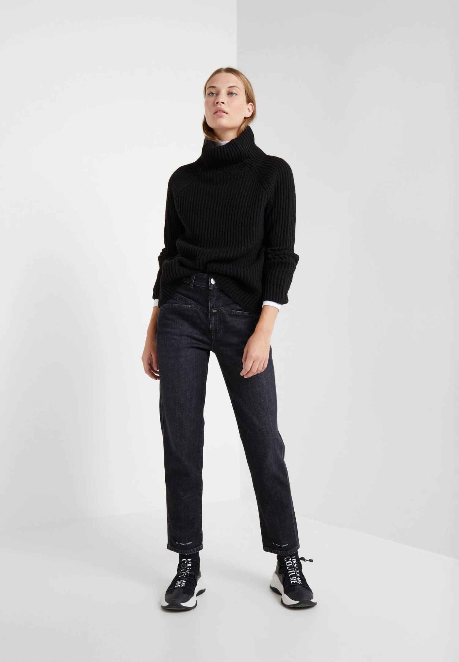 DRYKORN Arwen - Trui - Black 4 DRYKORN Arwen - Trui - Black - Afbeelding 2