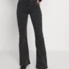 Lee Breese - Flared Jeans - Washed Black 1 Lee Breese - Flared Jeans - Washed Black -Anna Field Winkel 0c0d20b80ccf41ad859f1db99540b383