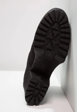 Even&Odd Enkellaarsjes Met Hoge Hak - Black -Anna Field Winkel 155808bd462e413cbe1540677b9d4a9e