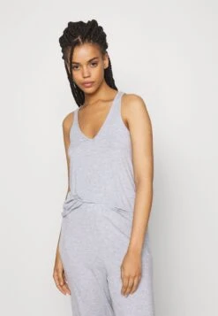 Anna Field 3 Piece Jersey- Pyjama - Mottled Light Grey 15 Anna Field 3 Piece Jersey- Pyjama - Mottled Light Grey -Anna Field Winkel 1bfe05642f7147408758df1378df58bf