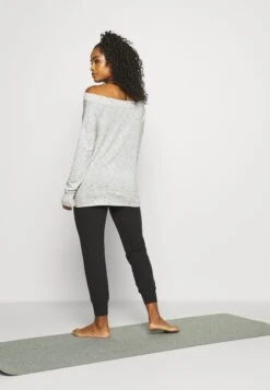 Athleta Salutation - Trainingsbroek - Black 10 Athleta Salutation - Trainingsbroek - Black -Anna Field Winkel 33dc18b29c464f9c9e19167fd797e85d