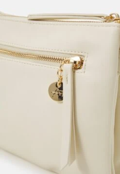 Anna Field Schoudertas -Off White 9 Anna Field Schoudertas -Off White -Anna Field Winkel 3b814a91c20447ee81ef00bbb500f8aa