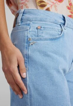 Mos Mosh Hailee Boyd - Bootcut Jeans - Light Blue 13 Mos Mosh Hailee Boyd - Bootcut Jeans - Light Blue -Anna Field Winkel 44a47930fe784f3897804fa7120ae52c