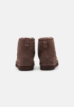 Ugg Classic Mini - Korte Laarzen - Burnt Cedar 11 Ugg Classic Mini - Korte Laarzen - Burnt Cedar -Anna Field Winkel 4565b1d41d8540be8b4ba9c495309c96