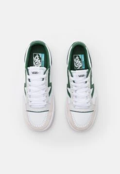 Vans Lowland Unisex - Sneakers Laag - Court Green/White -Anna Field Winkel 4858d81d07004d0fada39e4b662a5279