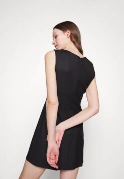 MAX & Co. Newyork - Etui-Jurk - Black -Anna Field Winkel 4f27e13970374fd5a70ab1174c7c3422