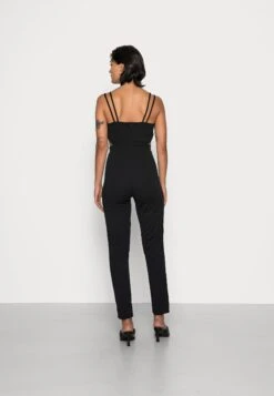 Wal G Nikita Cut Out - Jumpsuit - Black -Anna Field Winkel 523f9beaa4bf46c587d614163cad1190