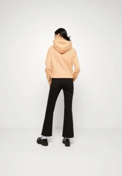 Mos Mosh Alli Hybrid- Flared Jeans - Black 10 Mos Mosh Alli Hybrid- Flared Jeans - Black -Anna Field Winkel 6cd0415126964c728243b26fb68b2a8a