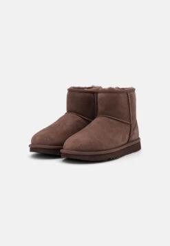 Ugg Classic Mini - Korte Laarzen - Burnt Cedar 10 Ugg Classic Mini - Korte Laarzen - Burnt Cedar -Anna Field Winkel 6df7fd5e54c241b1a5941176699be267