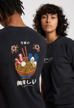 Kaotiko Washed Ramen - T-Shirt Print - Black 11 Kaotiko Washed Ramen - T-Shirt Print - Black -Anna Field Winkel 6e0520c62b0746399604b2de5bc62959