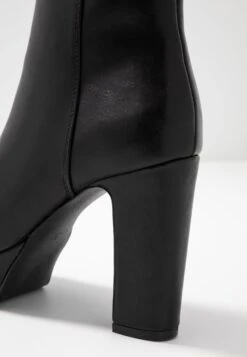 Anna Field Enkellaarsjes Met Hoge Hak - Black 11 Anna Field Enkellaarsjes Met Hoge Hak - Black -Anna Field Winkel 6f3444a6e01e46f1bcbf4ce977f92f9a