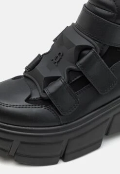 Steve Madden Trimmers - Sneakers Hoog - Black -Anna Field Winkel 7eaed5cff0ea43438c0e4484cc41dbf7