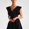Wal G Lucia V Neck Frill Sleeve Skater Dress - Cocktailjurk - Black -Anna Field Winkel 82263e190c16482eb3cbcfeeb0b1c921