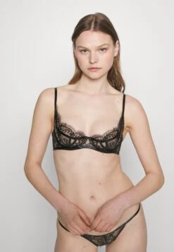 AGENT PROVOCATEUR Alyss - Beugel Bh - Black 11 AGENT PROVOCATEUR Alyss - Beugel Bh - Black -Anna Field Winkel 85340932fa634c56b5845997a36f8618