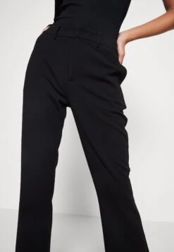 Noisy May Nmrobyn Bootcut Pants - Broek - Black -Anna Field Winkel 9055c2c81dc0472abc1c22ace32f153f
