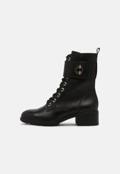 Tamaris Veterboots - Black/Gold 11 Tamaris Veterboots - Black/Gold -Anna Field Winkel 9e5b270ebeba4c33bd750a29be62bc5b