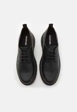 YOURTURN Unisex - Veterschoenen - Black -Anna Field Winkel 9fa49796f65c4877931c82951cb9937c