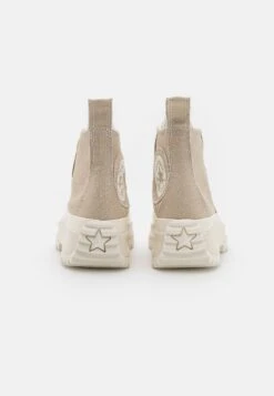 Converse Run Star Hike - Sneakers Hoog - Beach Stone/Egret 11 Converse Run Star Hike - Sneakers Hoog - Beach Stone/Egret -Anna Field Winkel a50b92331e6f46bbbe5fe126f33b0304