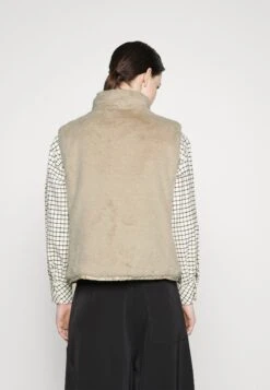 MARC CAIN Bodywarmer - Almond Milk -Anna Field Winkel c0af58d728c5438988a3c75553ac1b7b