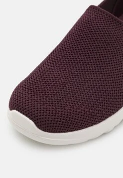 Go Walk Trainers - Sportieve Wandelschoenen - Burgundy -Anna Field Winkel c7a8da67954a4cab9d20e7a48e727258