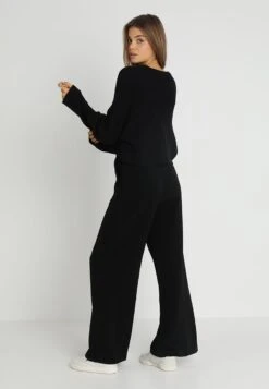 Even&Odd Cropped Jumper - Trui - Black 10 Even&Odd Cropped Jumper - Trui - Black -Anna Field Winkel d6afe0db0365435898fd3ca235660222