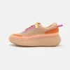 Steve Madden Doubletake - Sneakers Laag - Natural/Orange 2 Steve Madden Doubletake - Sneakers Laag - Natural/Orange -Anna Field Winkel d75e6c3b067f45f3aaf7c6291c977a06