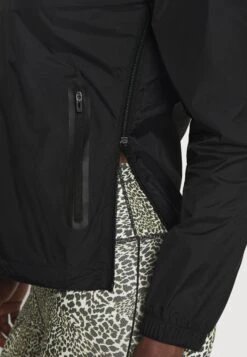 Ellesse Tepolini Jacket - Windjack - Black 13 Ellesse Tepolini Jacket - Windjack - Black -Anna Field Winkel e3b96d89fd12493ca5d148dcf1005035