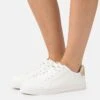 Anna Field Sneakers Laag - White/Gold 1 Anna Field Sneakers Laag - White/Gold -Anna Field Winkel e4c9e6ccf0364accb8709b2643a1adb7