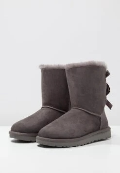 Ugg Bailey Bow - Korte Laarzen - Grey -Anna Field Winkel e6f85be4eff5429c9be1d6f252cd591b