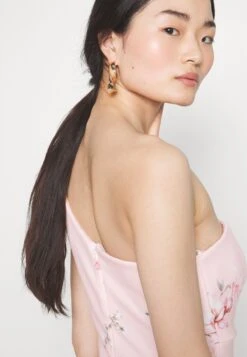 Wedding Gigi One Shoulder Print Maxi - Galajurk - Peach Print 11 Wedding Gigi One Shoulder Print Maxi - Galajurk - Peach Print -Anna Field Winkel ebfd879230ea41a6abcc0a87353ed520