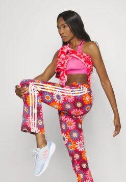 Adidas Sportswear Farm Pants - Trainingsbroek - Vivid Red/Bliss Pink/Unity Orange 11 Adidas Sportswear Farm Pants - Trainingsbroek - Vivid Red/Bliss Pink/Unity Orange -Anna Field Winkel f0cd83326c7a4955ba718476383d4cd8