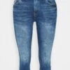 Edc By Esprit Capri - Jeansshort - Blue Denim -Anna Field Winkel f0fae6e6f2d54162b1ca067f15f9db11