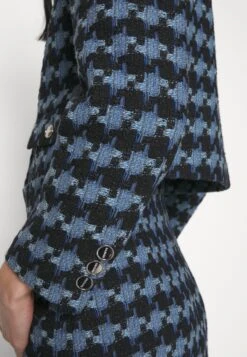 Sandro Recoupe - Blazer - Bleu/Noir -Anna Field Winkel f3f6b667e635441daf68497f4e073e0a